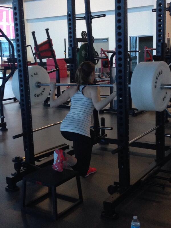 christelhamel's tweet photo. Wish I was strong like @myriam_leclerc #aftercompworkout #bigweights http://t.co/pHfbVLspOH