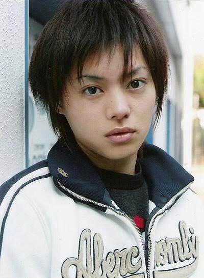 ミュキャス紹介 初代越前リョーマ役 柳浩太郎 1985年 12月21日 生まれ この人あってこそのテニミュ とにかく自由で破天荒 ブギナイにゲストとして来た際ブギ猫さんに履いているパンツの色を聞きまくった Http T Co Gjdndn1sa5 ミュキャス紹介 初代越前リョーマ役 柳浩太郎 1985年 12月21日 生まれ この人あってこそのテニミュ とにかく自由で破天荒 ブギナイにゲストとして来た際ブギ猫さんに履いているパンツの色を聞きまくった Http T Co Gjdndn1sa5