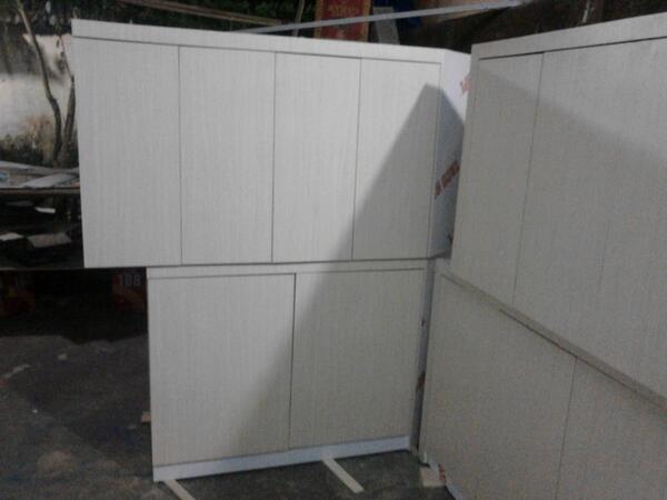 JavandaKarya's tweet photo. Project kitchen set by Javanda Karya Meubel. Cp: 081242101313 http://t.co/RBUrHMaLLN