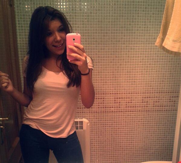 DerekPiuzz's tweet photo. Hermosa te amo <3 http://t.co/gTu1XCVLdn