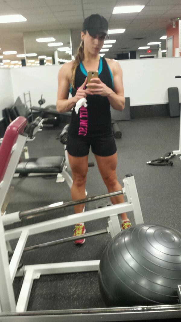 RkThinkFit's tweet photo. Late night grind. You do not want this more than me. #8weeks @arnoldclassic #IamFigure @NO_LIMIT_MUSCLE http://t.co/AbbNfCAfBn