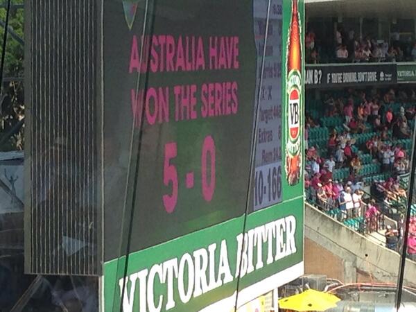SwissTony32's tweet image. In awe 
#ashes2014