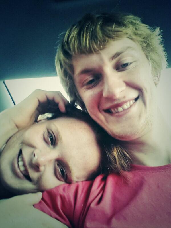 staciierowe's tweet photo. #2yearstogether #lovehim #socheesybutwhocares http://t.co/VTBD9ibvzo