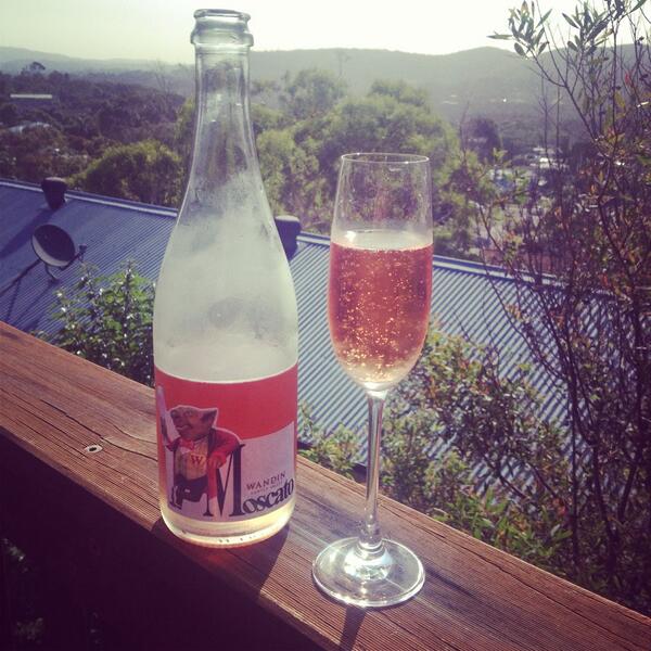 itssallyparker's tweet photo. @WandinHV your #Moscato is amazing thank you! Had a lovely trip over on Friday! http://t.co/qwdCBDH1fd