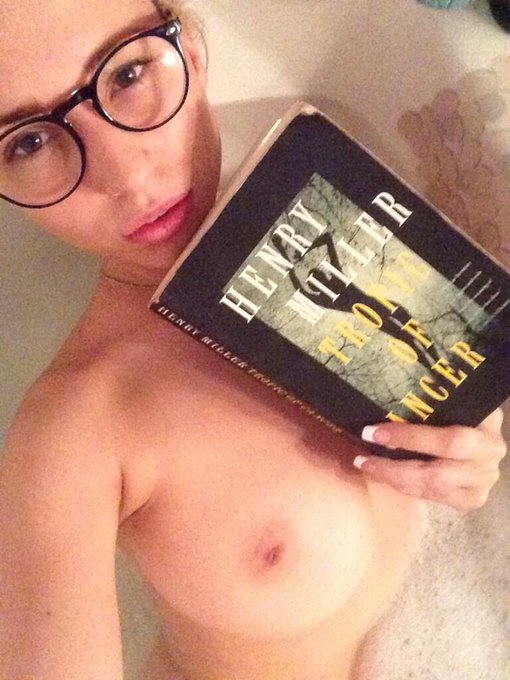 I feel like shit but Henry's use of the word CUNT keeps me chipper. #boobs #bathtime http://t.co/5L5<a href="/tag/bathtime"class="tags"><span>#bathtime</span></a><a href="/tag/boobs"class="tags"><span>#boobs</span></a>