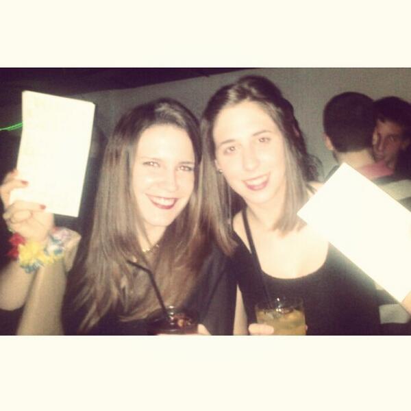 juliaaaa_mb's tweet photo. EH-TÍO,MUCHAS FELICIDADES!Sii?tu cumpleaños??(entonación @anapes5 )espero que tu noche sea muy #derisas Love u cansa http://t.co/1tEobFhyGe