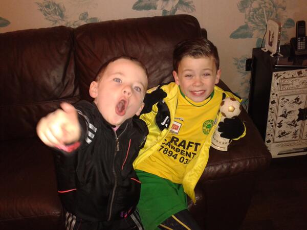 ianstafford4's tweet photo. 2 goals and m o m http://t.co/U7jF0FFN2Y