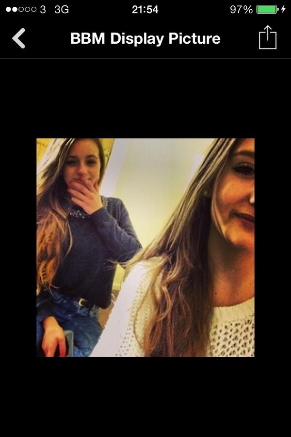 5230Ee's tweet photo. Love my bestfriend😘 @tieganpayne http://t.co/QmGIdvxIla