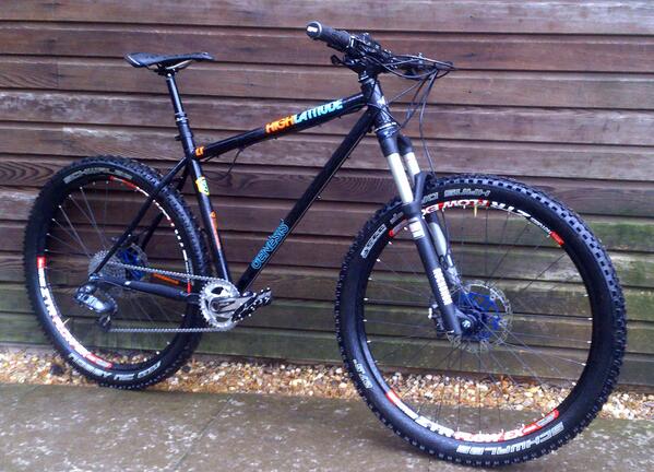 aarontolley's tweet photo. First ride on the new Genesis today! Massive thanks to @Swinnos for sorting me out with this beast http://t.co/LwwBFNsgcJ