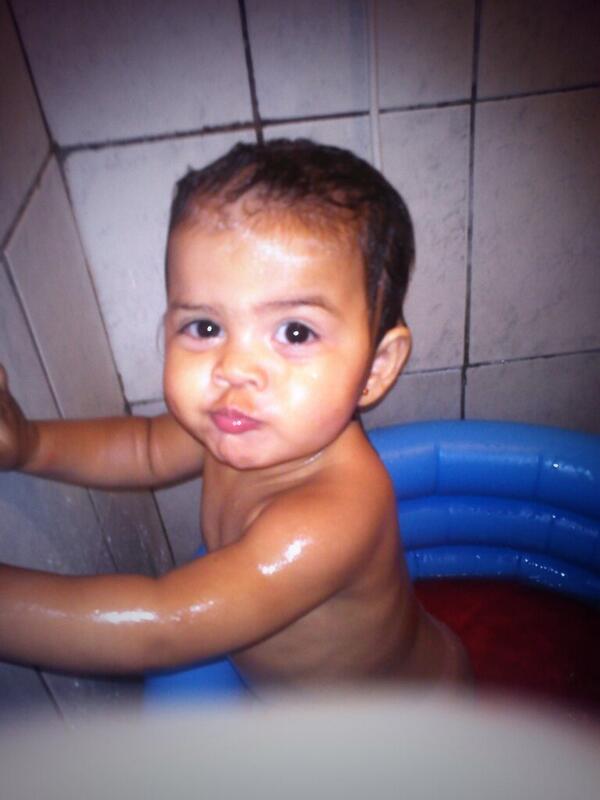 its_poia's tweet photo. Sou cegamente apaixonada por você ! Te amo bicuuuuda ! #MãeCoruja http://t.co/ajtRVUSKcl