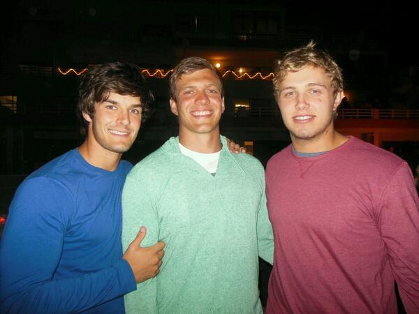 Fun times #memmories #bro's4Life...gaan julle mis! <a href="/mattyB4343/">Matthew Brink</a> @HenlouRoberts