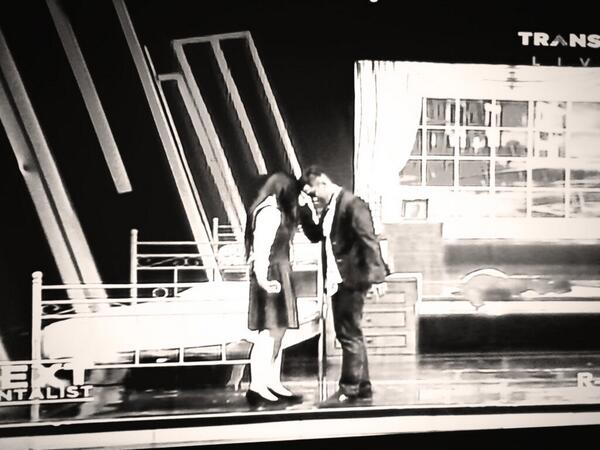dyjf_'s tweet photo. @rianariani n @ardhydwikif Romantissss http://t.co/HMGfzVYuFU