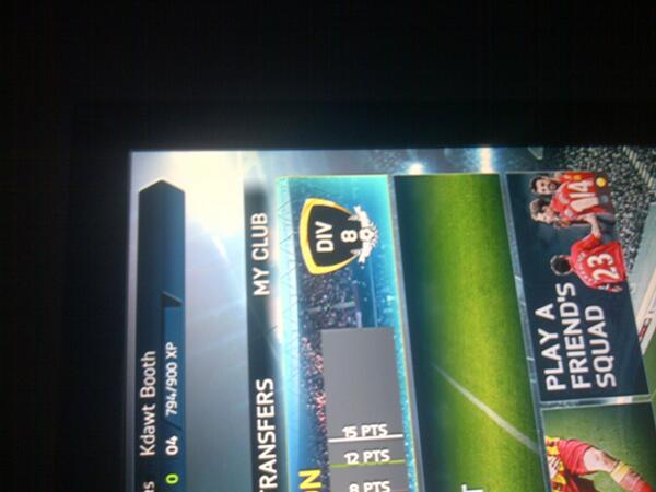 SamFifaGamer's tweet image. my bronze english is shit but wins me every title loool division 8