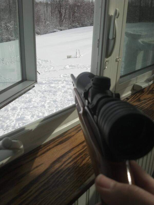 Armspricer's tweet photo. The snow and cold won't stop us! Stay warm out there, everyone! #2A #rangetime http://t.co/19qFbCq8ga