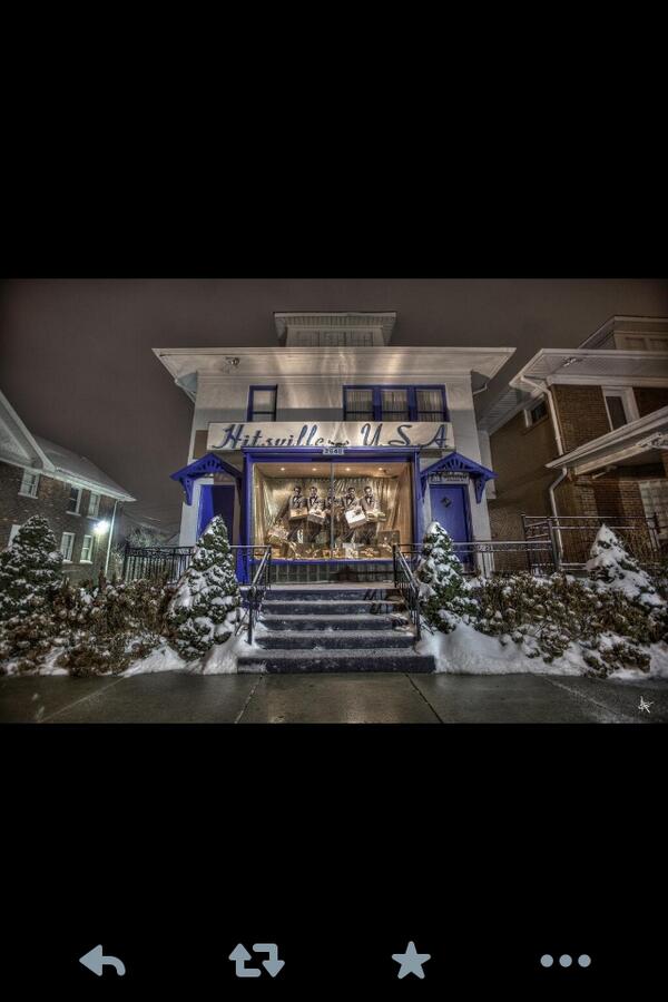 MT <a href="/simonshaykhet/">Simon Shaykhet WXYZ</a>: <a href="/PureDetroit313/">Pure Detroit</a> <a href="/detsports/">Detroit Sports Commission</a> @VisitDetroit Love the snow covered pic of <a href="/Motown_Museum/">Motown Museum</a>  #backchannel