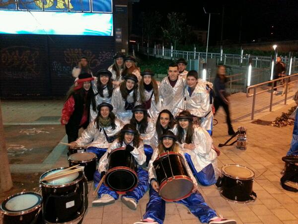 david_mcdkny's tweet image. A la mitja part de la cavalcada de la #NitdeReis2014 @TocatsEnforcats