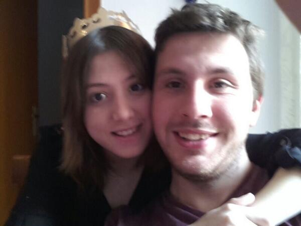 DesiDhb's tweet photo. #lareineta roscon. http://t.co/CtMkvEXxnI