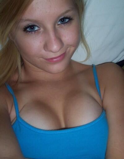 sawai_813086880's tweet photo. fortributes #fortributes #desperateforbigcock #idfuckherstupid http://t.co/nVhppzcyVK http://t.co/Nv42szv31y