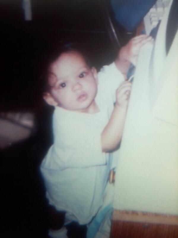 mimi_scene's tweet photo. Me when I was one years old http://t.co/k3eM0Ql4mh