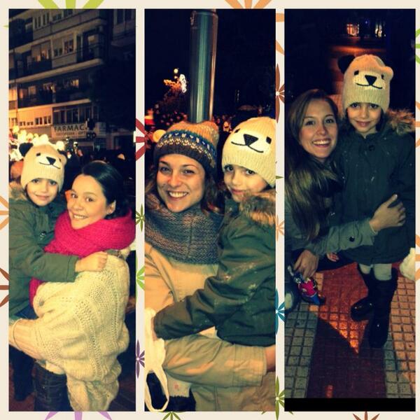 pekeniaflor's tweet photo. #cabalgata #reyes @MeryBonilla87 @ana_anita_17 @Irejmartin http://t.co/U3GgXrj2TS