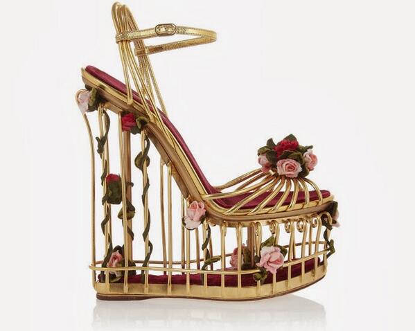 Lady_Zamar's tweet photo. LZ#204 trend just got fun with these leather cage #Dolce&amp;Gabbana platform heels. Sunny style #footDiary @dolcegabbana http://t.co/fMB0b6zOfb