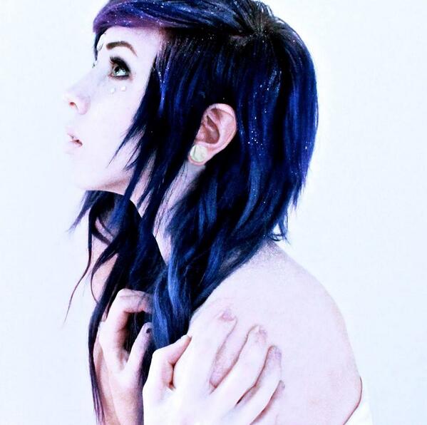 StyleEmos's tweet image. Emphetamine

In 
People Emos Style† @StyleEmos