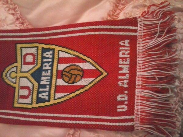 chencho_canj's tweet photo. Regalazo de parte de @david23mc http://t.co/E6qgPrqiRv