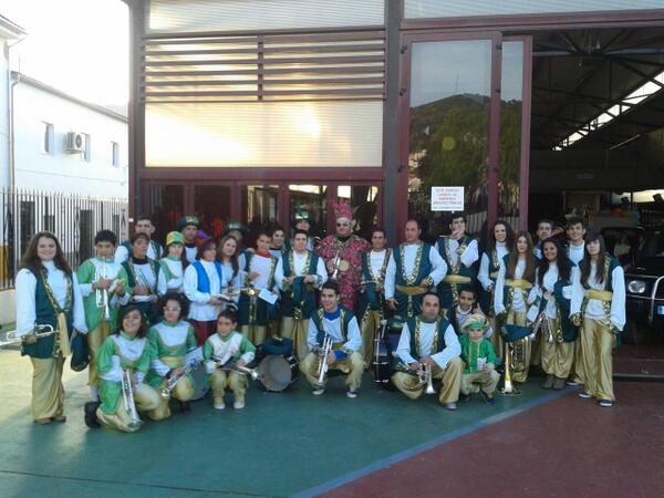 AgrupacionMSdC's tweet photo. Parte de la Agrupacion les desea Felices Reyes !! http://t.co/07Kb9RYjNG