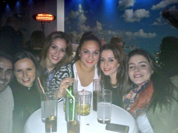 anadecarmenlope's tweet photo. Yquanto m gustao el diaaa d hoyyy y maas komo a rematao la noxeee tititititi http://t.co/DboT3DWsyT