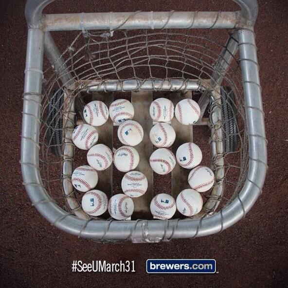 Brewers's tweet photo. 85 days until #Brewers Opening Day. #SeeUMarch31 http://t.co/zE4VThlmZ2