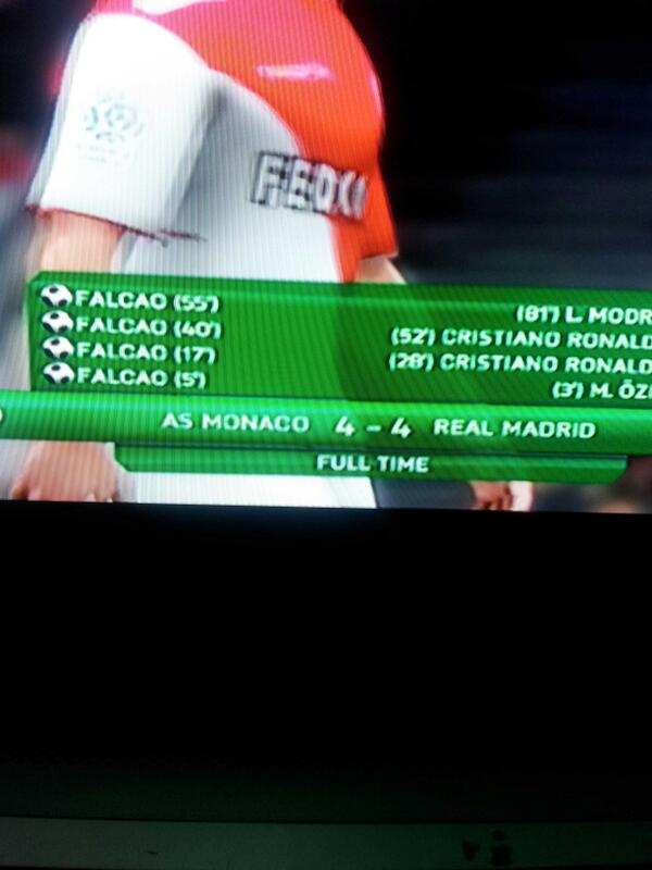 TheOreoMan's tweet photo. What happens when #teampedro plays fifa @ImNotJohn_Doe http://t.co/rGJmLx0n1r