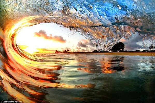 Sunset through the wave