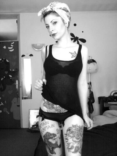07mitchella_ij_'s tweet photo. seethru #blackandwhite #bra #bandana #collarbone #thighs #hairup #tattoos #blackpanties http://t.co/gMUu4G3Qwn http://t.co/I7EyoaEv3X