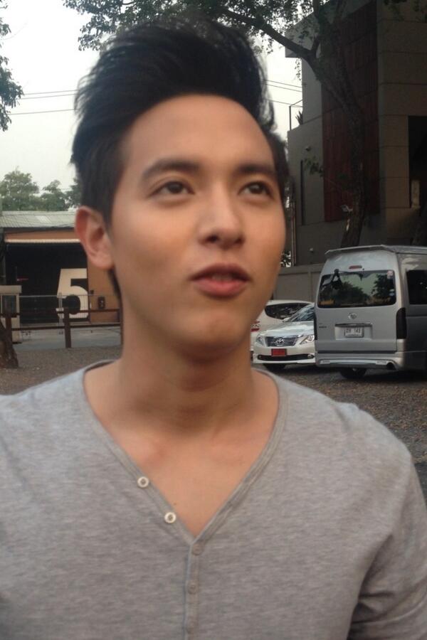 Miko_sdis's tweet photo. 555555555555555555555555 @Jirayu_jj  ไอเอ๋อ คถ นะครับ >< http://t.co/Ou4OEXyDCl