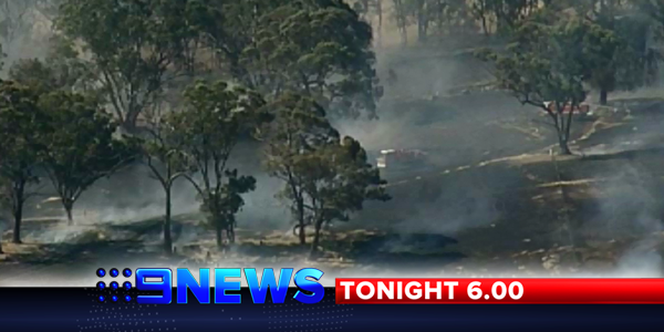 Grassfire continues to burn out of control in #Lyal, near #Bendigo. <a href="/Brett_McLeod/">Brett Mcleod</a> has the details in #9NewsAt6