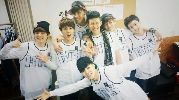 bts_bighit's tweet photo. Thank you, Tokyo! #오늘의방탄 #방탄소년단 http://t.co/4zLuC78Z3X