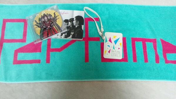 amipurenya's tweet photo. 琳花ありがとう！！！！そして今更ながらSweet RefrainとGOUNNゲット！！！！！ http://t.co/xgQ5VYuaXH