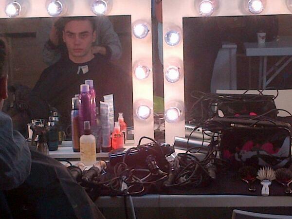 Chalkbeauty's tweet image. A @Bumble all star line up backstage at #AstridAnderson with the amazing Mari Ohashi. #LondonCollections