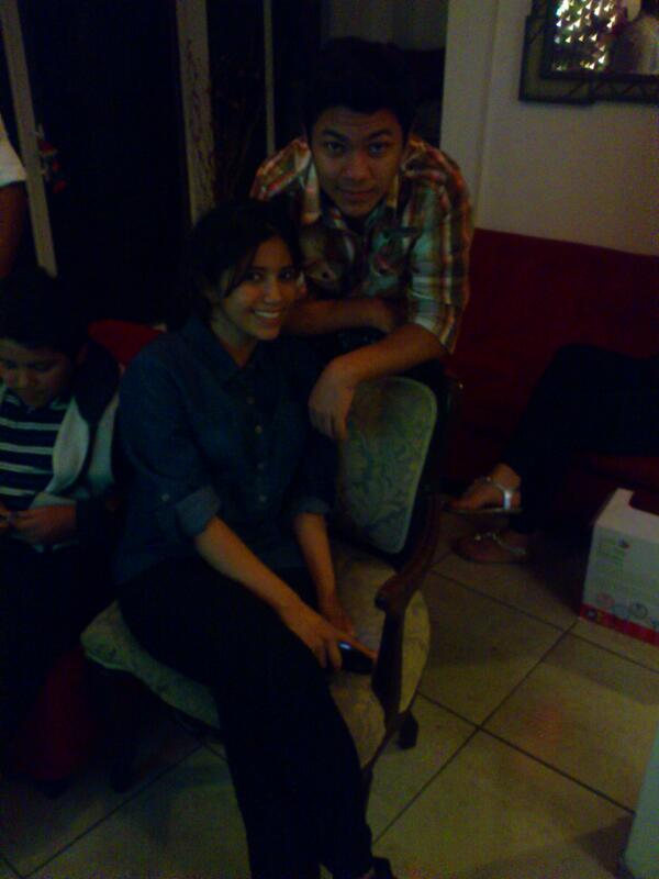 Jasonstwitt's tweet photo. Haha nada solo pensando en estar mas activo aca en twitter :P sigan a mi prima >< @UnaRebeldeMas_ http://t.co/YHRRJgsOPE