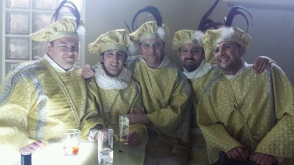 louvrecopas's tweet photo. @cigala2 @falete7 @VictorManCortes Fernando y el Soto, vaya pages.... http://t.co/L8i44i84qw