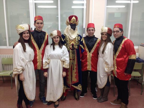 festeroslloc9's tweet photo. Pajes i Baltasar!! http://t.co/qTSXfNBHmw