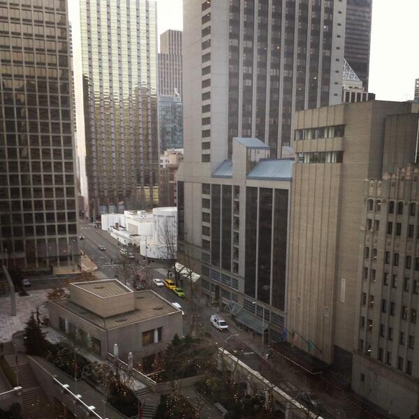 _ezgikilic's tweet photo. Çirkin bir Downtown daha http://t.co/q69TdXVlRx