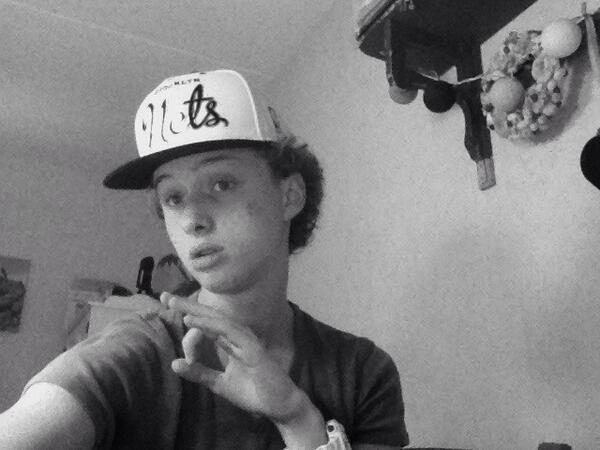 JustBart_'s tweet photo. Selfieee http://t.co/1eXnbOkW6c
