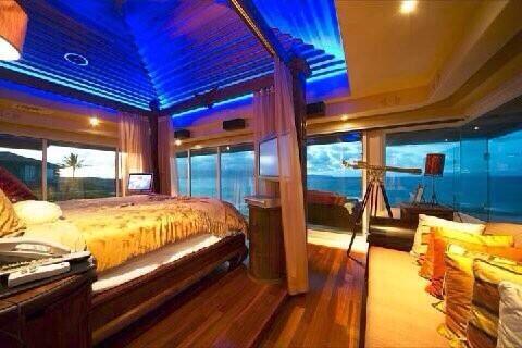 MilionaireLife's tweet photo. RT if you want this room 😍😍 http://t.co/W3qIGJGD9I