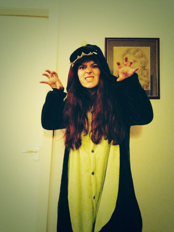 lunametmaterest's tweet photo. A kigu upon arrival. Lesley knows me so well. http://t.co/gs6hs4kdOm