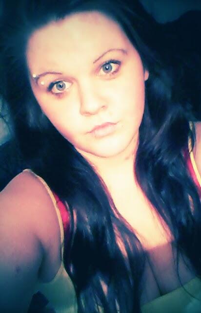 miss_bowen's tweet photo. 2B703A78 add my new pin -wales/21 - UK ONLY(wales prefered)& clean chats!! #bb #bbm #bbpin #bbpins #bbmessenger #bbUK http://t.co/A0hkG3rC05