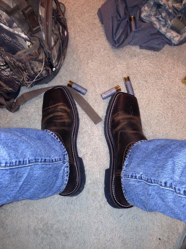 Ross_Hendley's tweet photo. Shoe game crucial @Ayee_Farai http://t.co/FnzN3PfuUn