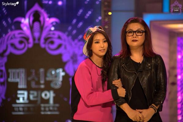 bobojubobo's tweet photo. [PIC] #BoRa #보라 #SISTAR #씨스타 - Fashion King {3}
Credit: Styletag http://t.co/NoSACmAqGI