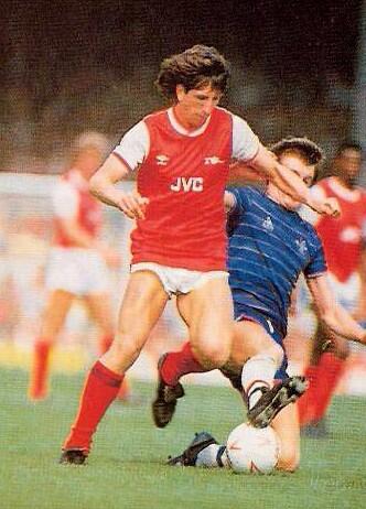 Paul Mariner (England)
1984 〜 1986