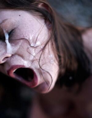 BettyMiller71's tweet photo. cumonface #strammerscumfavs #cumonface #freckles #cum #facial #devausguyfav2 #brunette http://t.co/063Ymh0mXr http://t.co/SOSUL2vXa4